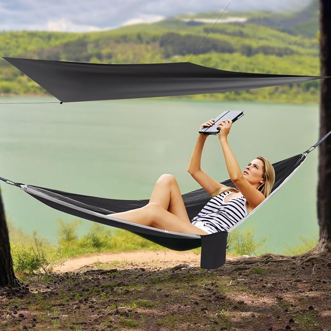 Camping Hammock, Lightweight & Portable Parachute Nylon Hammock with Tree Straps, Heavy Duty 440lbs Capacity Backpacking Hammock for Hiking, Beach, Backyard, Outdoor