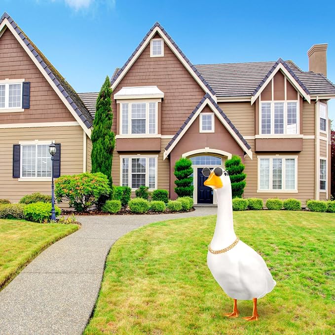 Shyyween Chain Collar and Sunglasses Porch Goose Outfits for Plastic Goose 23"/ 17'' Lawn Geese Statue Sunglasses Collar for Garden Geese Retro Pet Cosplay Party Yard(Gold,Rhinestone)