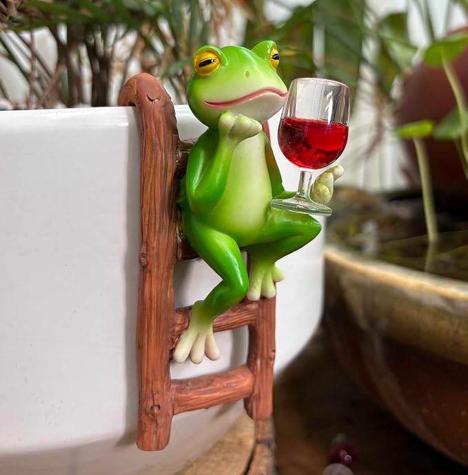 Miniature Frog Figurines Plant Decorations for Pots, Cute Frog Garden Decor Gifts Women Outdoor Frog Statue Funny Planter Hugger for Yard,Flower,Lawn Ornament,2.12"x2.92"x5.24