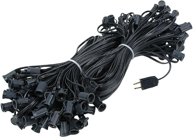Novelty Lights 200 Foot C7 Outdoor String Light & Christmas Stringer