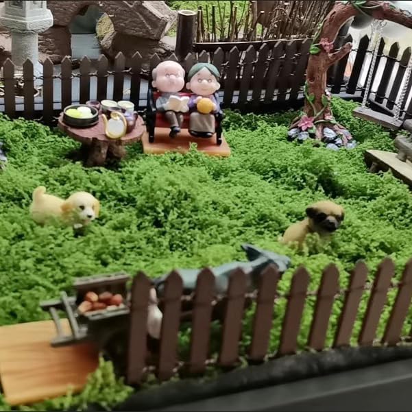 Fairy Garden Miniature Fence Accessories: Decorative White Wooden Picket Fence for Indoor & Outdoor Christmas Village - for Kids Ages 4 to 8 - Festive Decor for Christmas and Halloween (Brown)