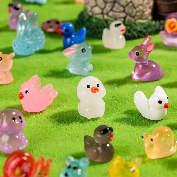 300pcs Mini Resin Animals Many Styles Variety Tiny Animals Figures Miniature Little Small Animal Figurines Bulk for Micro Fairy Garden Landscape Accessories Hide Crafts Decor Aquarium