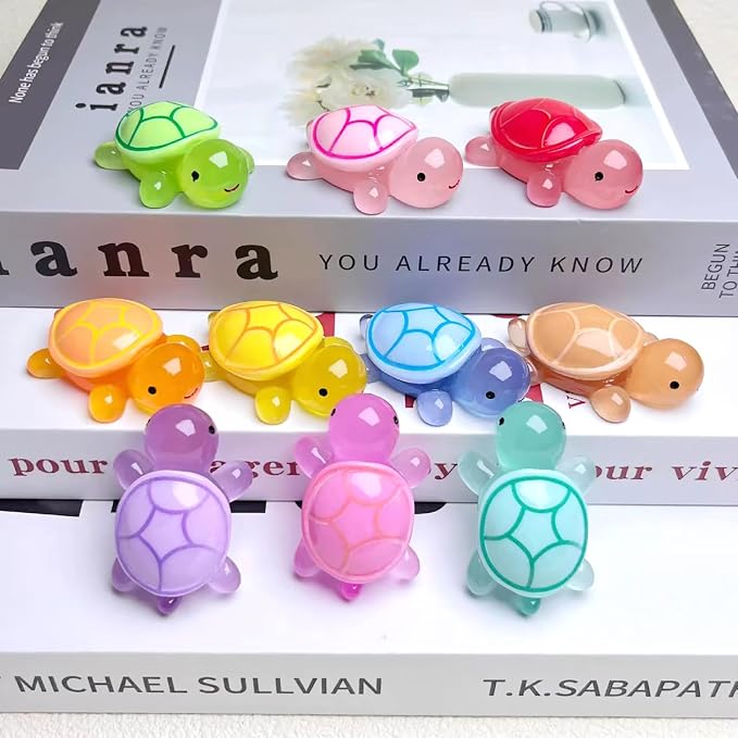 10Pcs Mini Resin Animals Turtles, Luminous Mini Animals Figurines Sea Turtle Glow in The Dark Resin Figures Tiny Figures Bulk Small Plastic Miniature Turtles Miniature Things Figurines to Hide