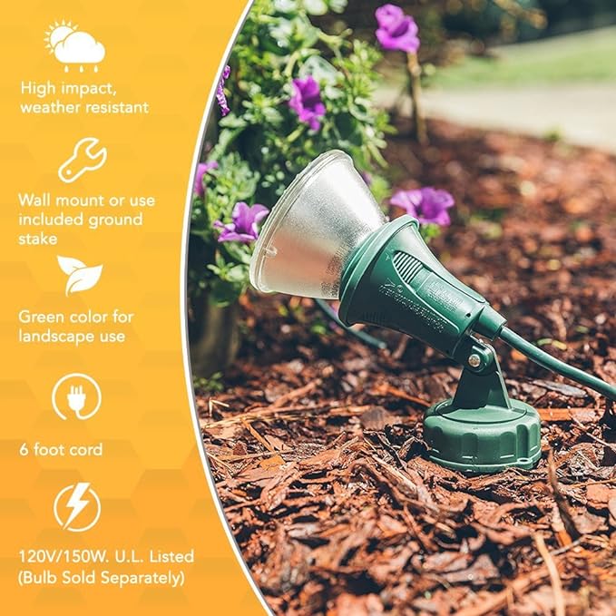 Woods Outdoor Floodlight Fixture With Stake (6-Feet cord; 120V; Green)