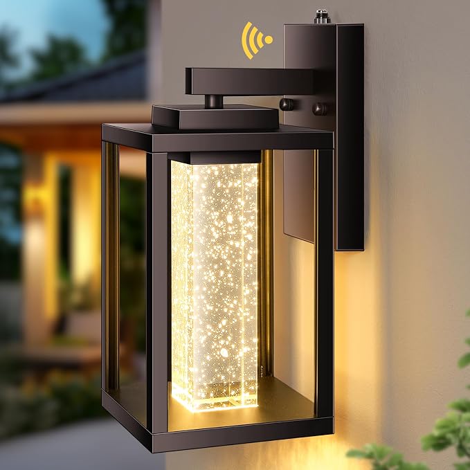VIANIS Oil Rubbed Bronze Dusk to Dawn Outdoor Light Fixture for House, Farmhouse Exterior Wall Sconce Lantern for Porch, Anti-Rust Outside Garage Lights Wall Mount with Integrated 10W LED Light Source