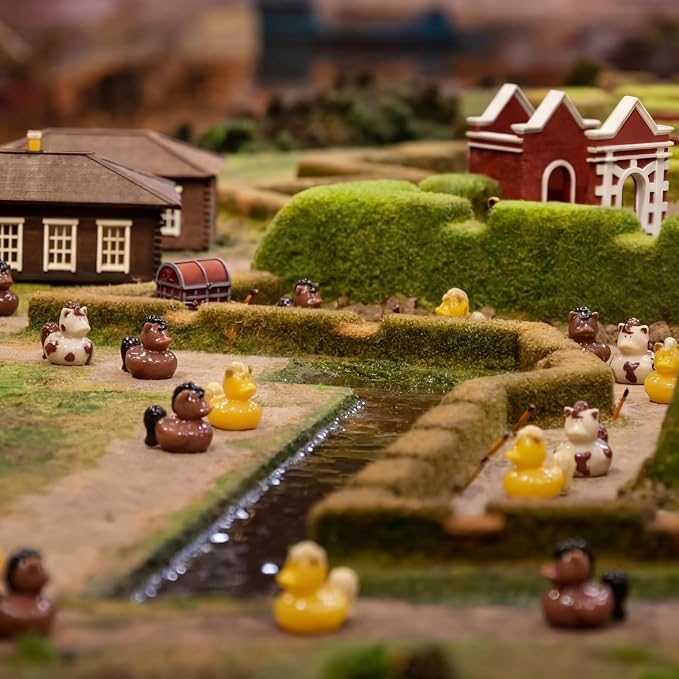 72 Pcs Mini Horse Duck Bulk Tiny Bucking Bronco Duck Figurine Resin Pool Float Bath Decor Gift for Horse Racing Festival Basket Stuffers Table Party Decorations