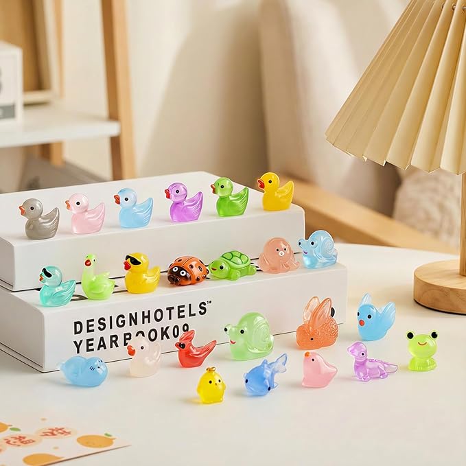 FEXIA 100PCS Glow in The Dark Mini Resin Animals 20 Cute Styles Tiny Figurines Colorful Ducks, Frogs, Turtles, Fishfor Fairy Garden, Dollhouse, Aquarium, DIY Crafts, Micro Landscape Party Decoration
