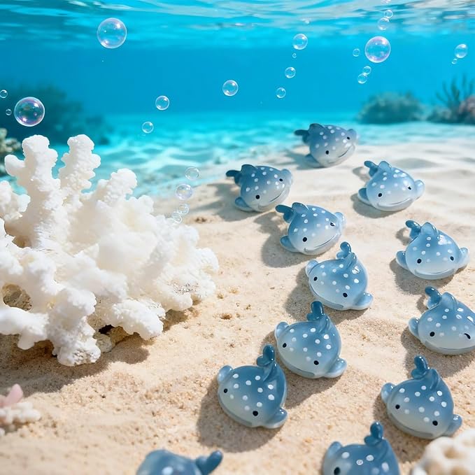 28Pcs Blue Whale Shark Resin Statue, Mini Sharks for Terrarium Decor, Garden Landscapes, Moss Scenes, Desk Miniatures, Whale Shark Decor Resin Art, Miniature Animal Figure Collectible