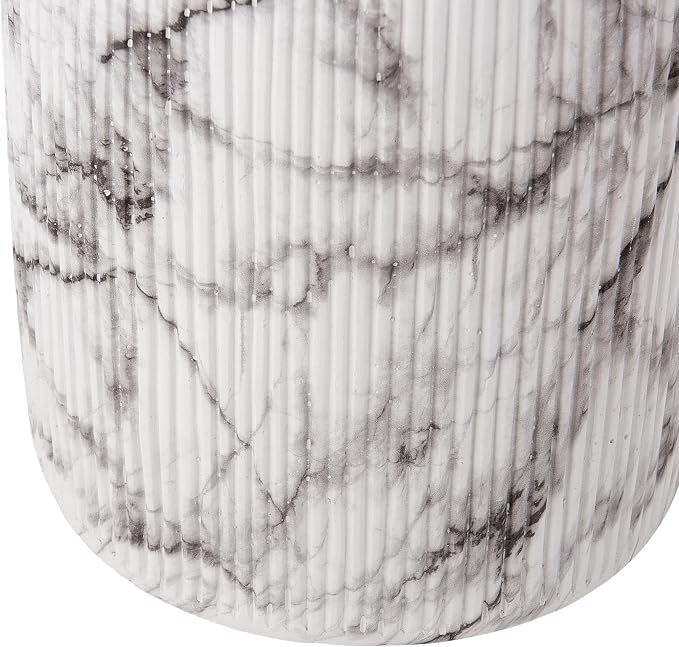 Christopher Knight Home Norford 17" Lightweight Concrete End Table, Indoor Outdoor Accent Table, Round Side Table with Marble Effect and Sculptural Base, Side Table for Patio or Living Room, Marble