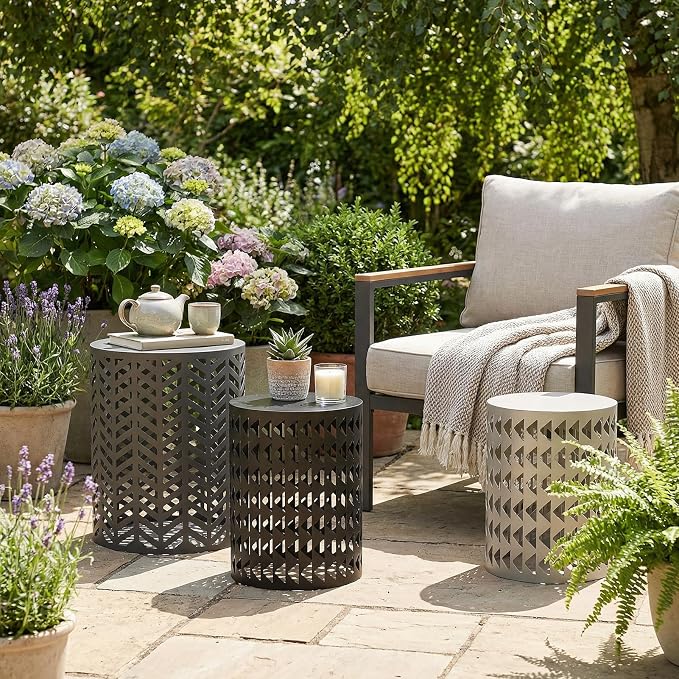 Round Coffee End Tables Set of 3 for Home Office Indoor Garden Outdoor | Multifunctional Nesting Outdoor Side Table, Modern Furniture Nightstands Decor Side Tables Plant Stand Metal Black and Gray