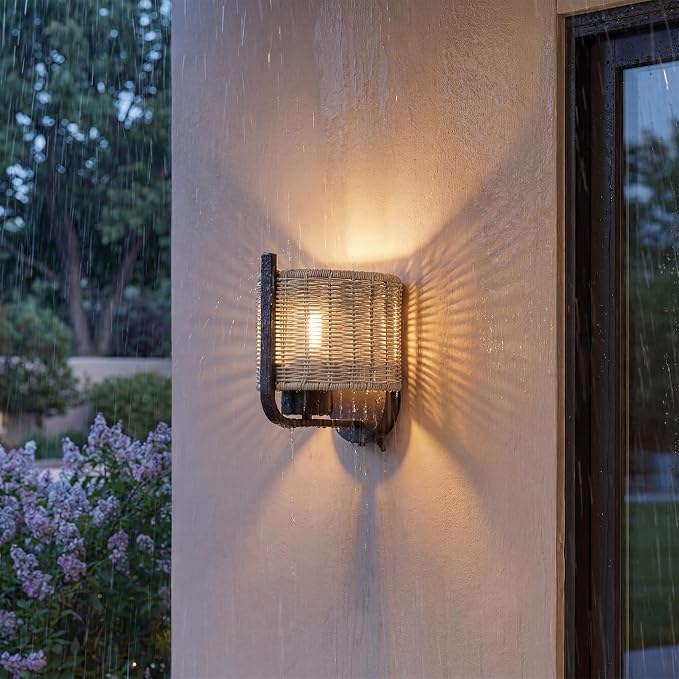 1-Light 8.75 Inch LED Wet-Rated Wall Light for Indoor/Outdoor, Black