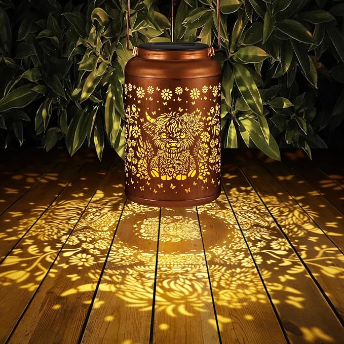 Solar Lanterns Outdoor Waterproof Garden Decor Gifts for Women Mom | Highland Cattle Metal Hanging Solar Lights Birthday Gifts for Grandma Mom Solar Decoration Outside for Yard, Patio, Porch