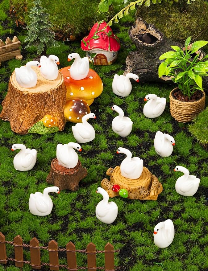 200pcs Mini Resin Goose Figurine | Micro Landscape Dollhouse Ornament, Cake DIY Craft, Office Desk Ornaments, Birthday Decoration Gift