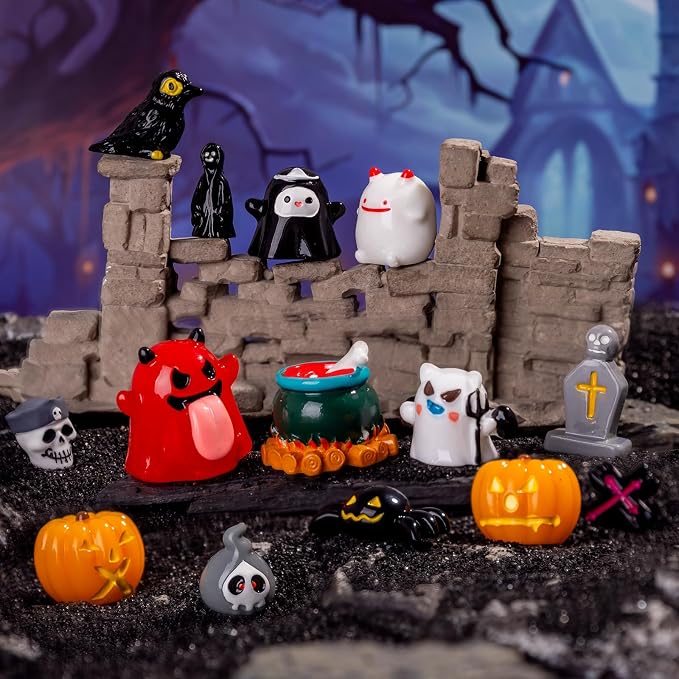 44P Mini Halloween Figurines Tiny Figures Resin Miniature Little Small Figurines Bulk for Micro Fairy Garden Landscape Accessories Hide Crafts Decor