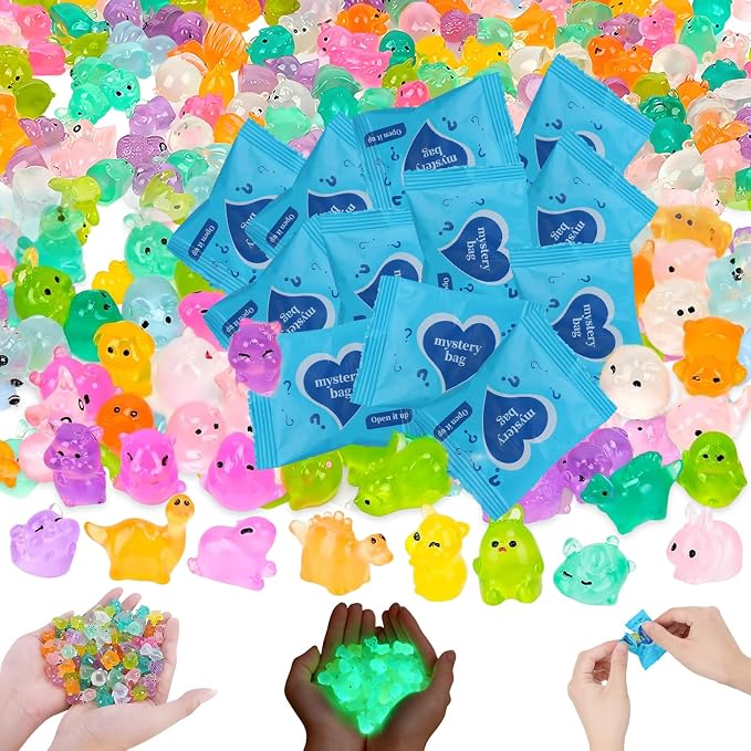 Mini Glow in The Dark Animal Resin Models,New Mystery Resin Animals Blind Bag,Mini Luminous Farm Ocean Figures,Animal Miniatures for Fairy Garden Accessories,Individually Wrapped Blind Bag(100PCS)