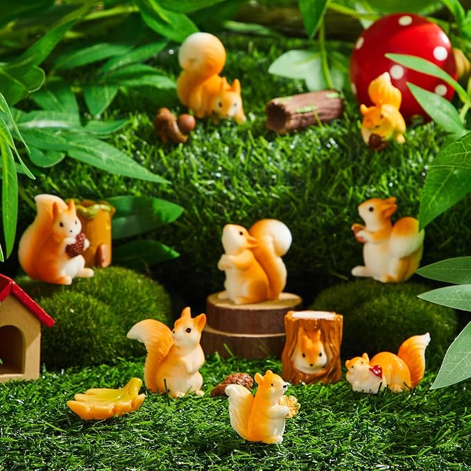 Maitys Miniature Squirrel Fall Christmas Mini Figurine Garden Accessories Tiny Resin Squirrel Fairy Plastic Miniature Things Figurines for Outdoor Garden Lawn Pot DIY Decorations(Novel Style)