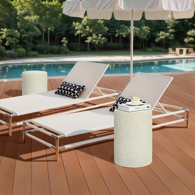 LuxenHome Cream with Speckled Gray Cement Round Indoor Outdoor Side and End Table (Set of 2)