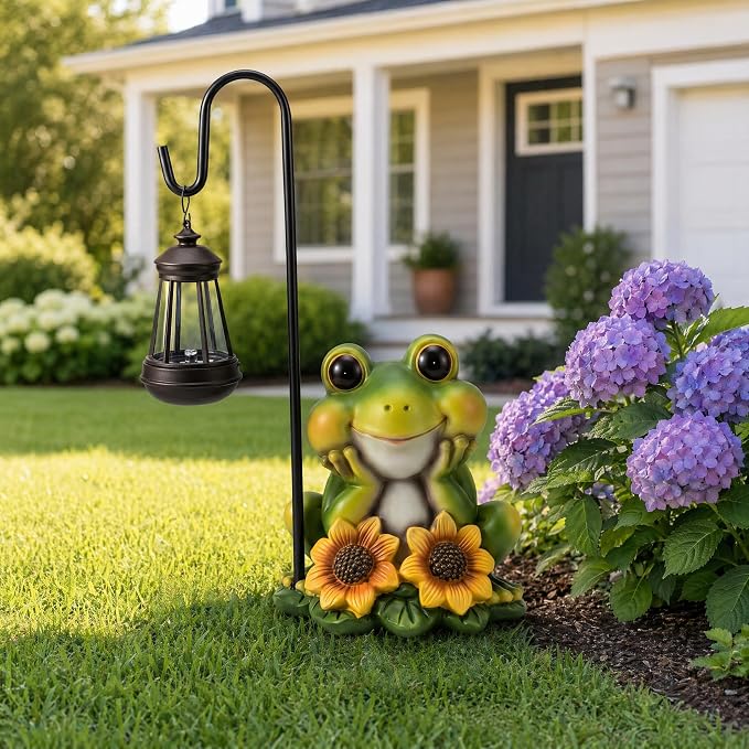 Solar Frog Garden Statue with LED Light – Hand-Painted Resin Outdoor Decor, Waterproof Lawn Ornament for Patio Yard Balcony, Unique Gift for Mom Grandma Women, Fairy Garden Decoration