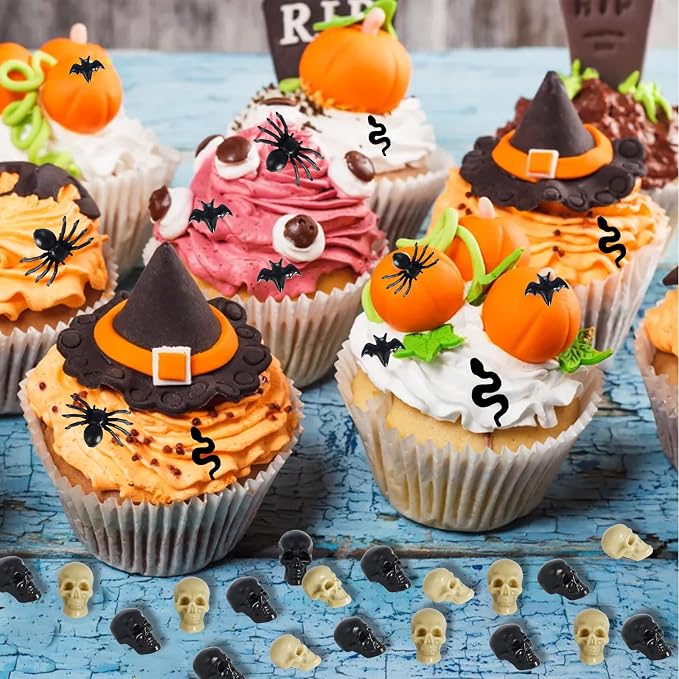 Hiawbon 200 pcs Mini Plastic Skull Heads Bats Realistic Spider | Halloween Miniatures Fake Halloween Figurines for Fairy Garden Home Decorations