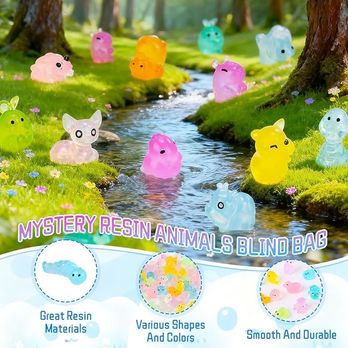 Mini Glow in The Dark Animal Resin Models, Mystery Resin Animals Blind Bag, Mini Glow Figures Bulk Set for DIY Garden Dollhouse Aquarium Micro Landscape, Random Styles for Ages 14 and up(100pcs)
