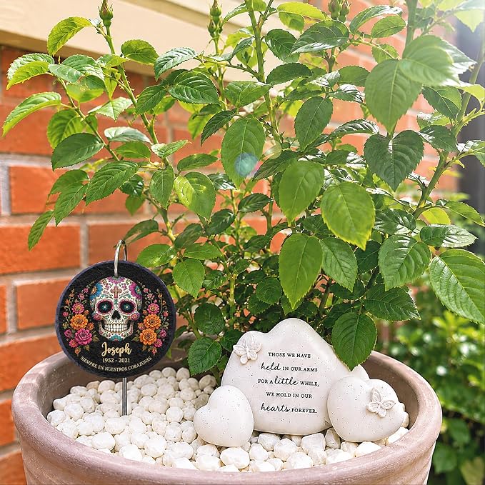 Personalized Sugar Skull Memorial Garden Stone, Dia de los Muertos Garden Stones for Loss of Loved Ones, Bereavement Sympathy Gift, Grieving Gifts, Weatherproof Outdoor Memorial Natural Stone