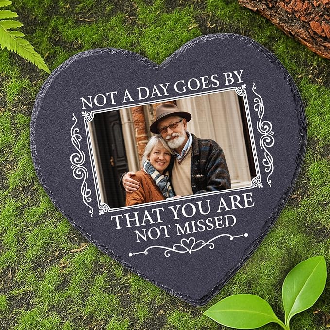 Personalized Photo Memorial Garden Stones for Loved Ones, Garden Stones in Memory of Dad Mom, Bereavement Sympathy Gift with Picture, Indoor Outdoor Weatherproof Natural Slate Stone