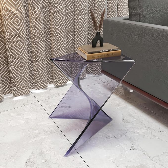 LeisureMod 15.75" Clear Stackable Plastic Side Table - Weather-Resistant Triangular Accent Table for Living Room, Patio, or Backyard