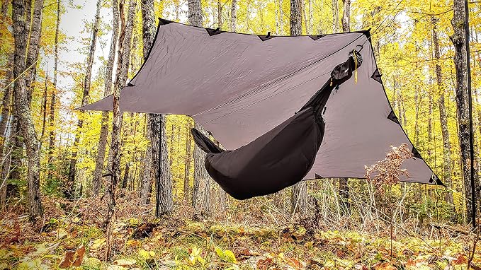 Go Outfitters The Adventure Under Quilt, Hammock Camping Insulation (Black/Gray)