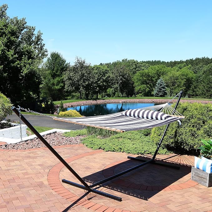 Sunnydaze Quilted Double Hammock with Stand for Outside - 400-Pound Capacity 2-Person Hammock with Stand - 15-Foot Stand - Black and White