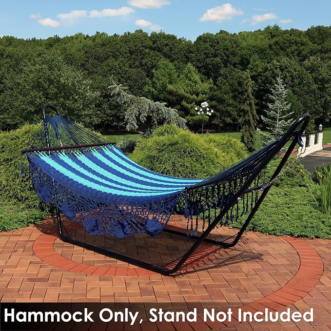 Sunnydaze Deluxe Handwoven American Style Cotton Hammock -770-Pound Weight Capacity - Blue